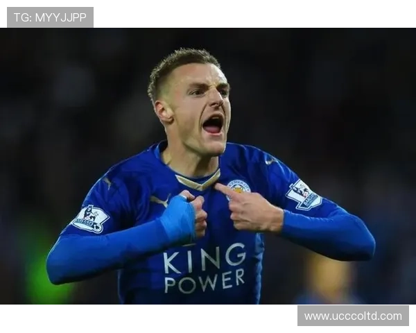 从草根到巅峰足球明星逆袭之路的奋斗与荣耀