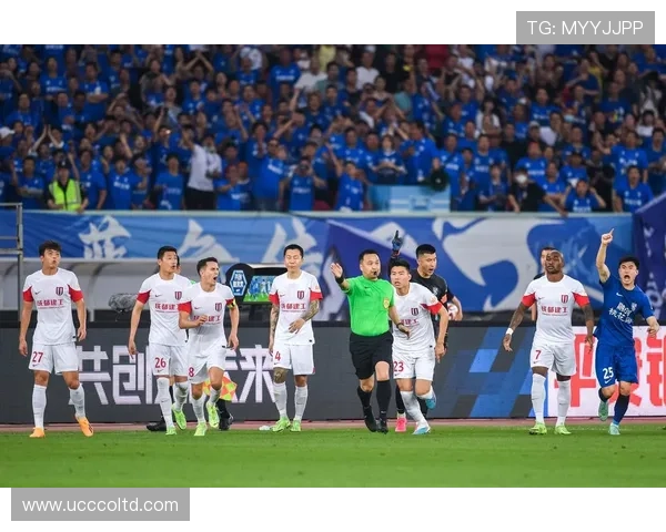 成都与西安足球队速度较量赛后分析与战术反思