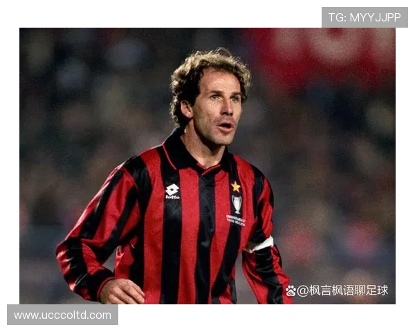 最矮后卫足球明星的传奇故事与职业生涯回顾