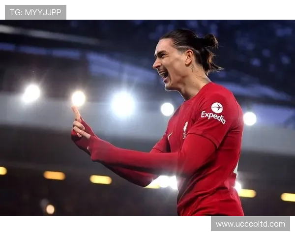 绰号沙皇的足球明星如何在绿茵场上书写传奇人生与辉煌成就 绰号沙皇的足球明星如何在绿茵场上书写传奇人生与辉煌成就